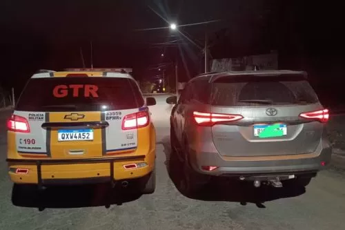 Caminhonete apreendida — Foto: Polícia Militar Rodoviária