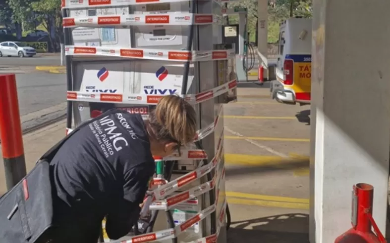  A ação do Procon-MG contou com a parceira da Polícia Militar de Minas Gerais (PMMG)/Foto: Procon-MG