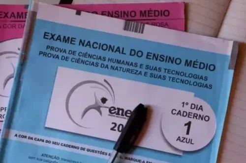 Caderno de provas Enem — Foto: Reprodução internet
