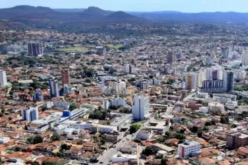 Prefeitura decretou ponto facultativo nas repartições públicas na sexta-feira (21) — Foto: Solon Queiroz/SECOM-PMMC
