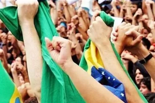 Imagem ilustrativa/Jovens na política/ Reprodução internet