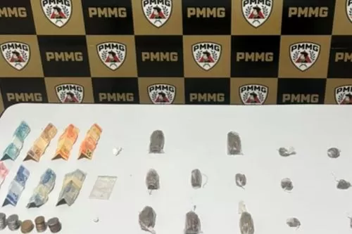 Material apreendido durante abordagem – Crédito: PMMG