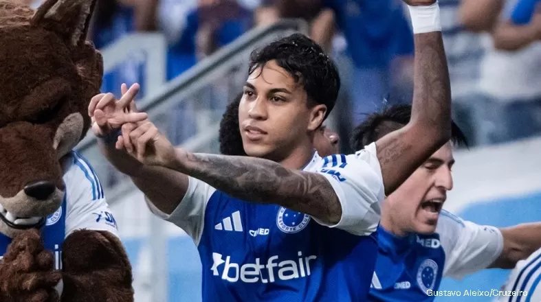 KJ marcou dois gols e o foi o melhor em campo contra o Timão/Foto: Gustavo Aleixo/Cruzeiro