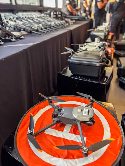 Parte dos equipamentos recebidos pela PCMG. Foto: Dirceu Aurélio/Imprensa MG