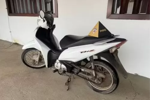 Mulher é presa em Augusto de Lima com motocicleta furtada em Montes Claros