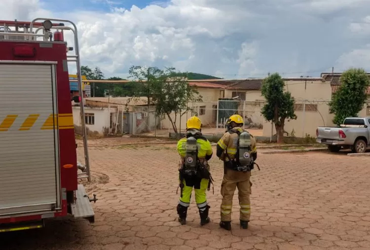 Vazamento de amônia mobiliza Corpo de Bombeiros em cooperativa de Francisco Sá