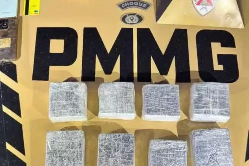 Denúncia sobre tráfico no fim de ano leva à apreensão de drogas e arma em Taiobeiras