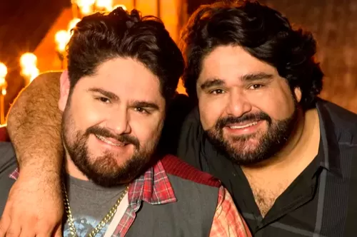 César Menotti & Fabiano fazem show no Forró de Curvelo 2025/Divulgação