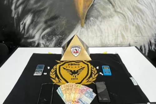 Polícia Militar prende dois homens por tráfico de drogas em Curvelo