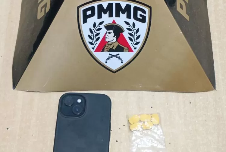 Polícia Militar de Minas Gerais prende jovem por tráfico de drogas em Curvelo