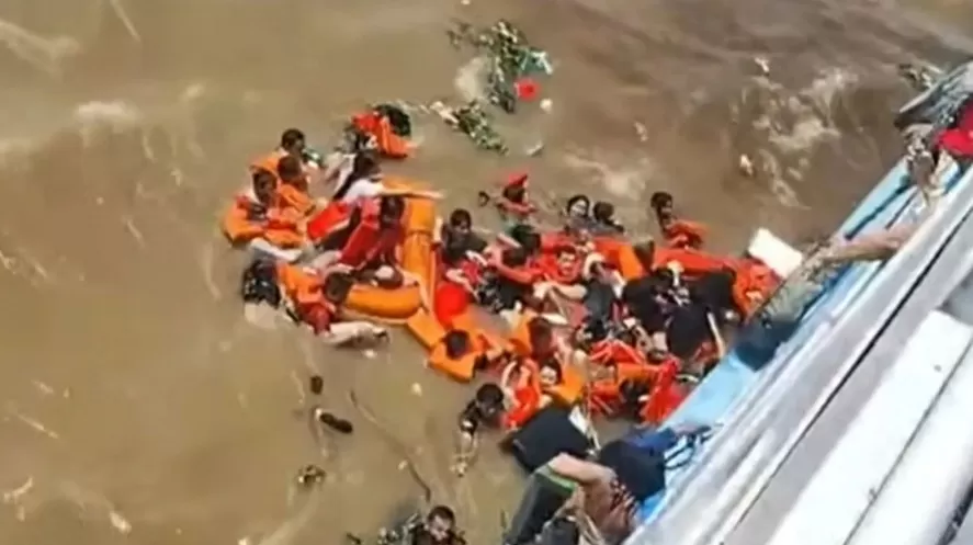 Bebê prematuro de cinco dias é resgatado dentro de cooler após naufrágio em rio; duas pessoas morreram e sete seguem desaparecidas