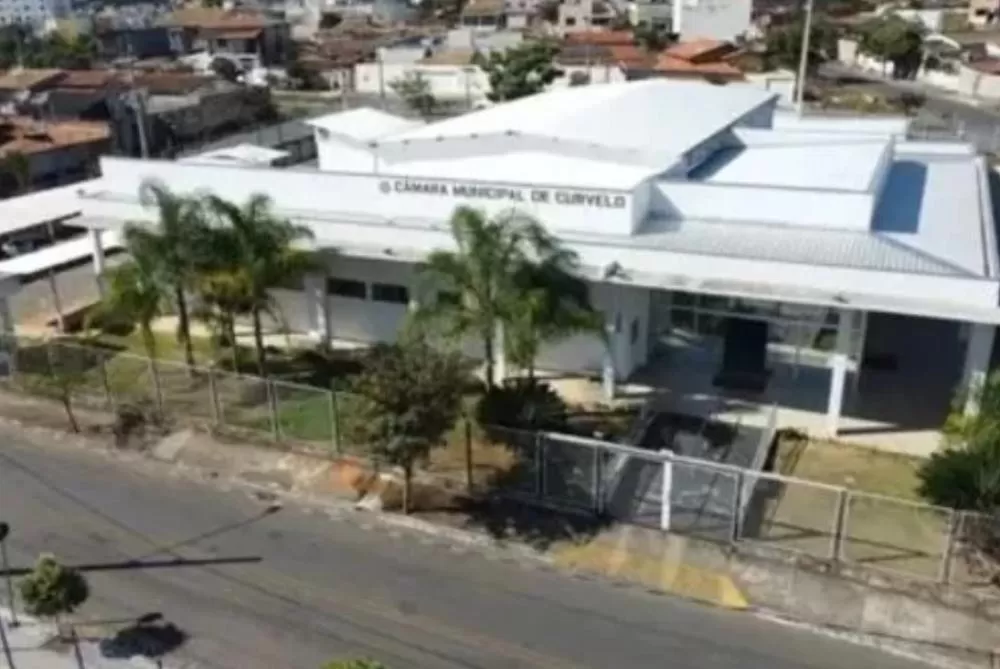 Presidente da Câmara de Curvelo esclarece sobre investimento em melhorias estruturais na casa