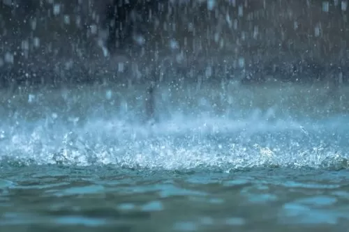 Chuva continua nesta quarta-feira (25) e previsão indica temporal à noite em Curvelo
