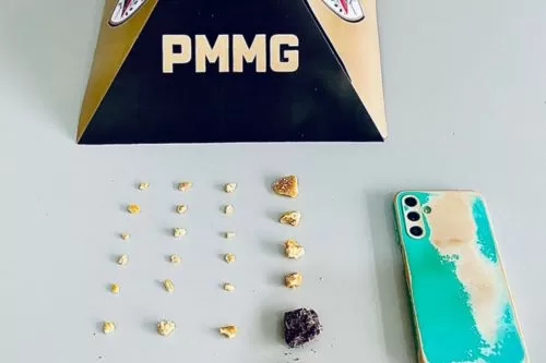 Homem é detido por suspeita de tráfico de drogas em Corinto na manhã desta terça-feira (25)