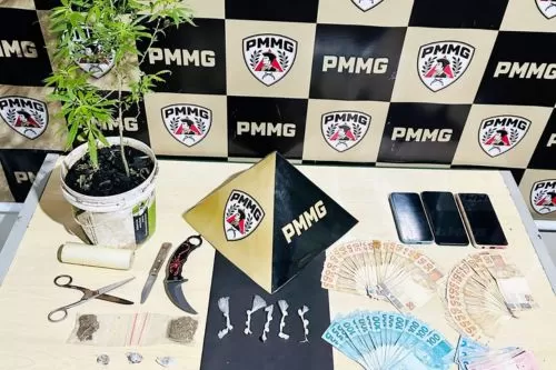 Polícia Militar prende dois homens por tráfico e associação em Três Marias