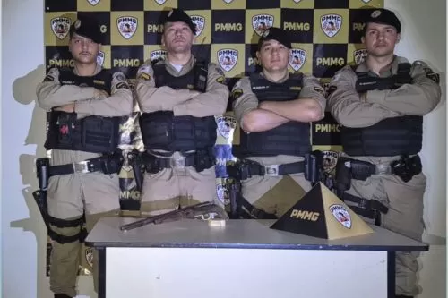 Arma de fogo é apreendida durante operação preventiva em Carbonita