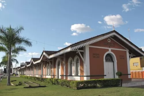 Previsão do tempo para esta sexta-feira (13) em Curvelo indica céu nublado e chuva forte durante