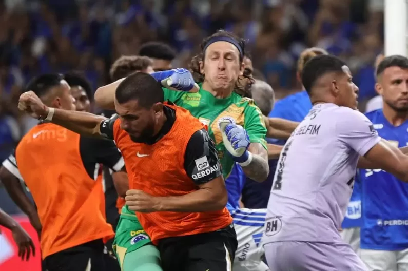 Briga generalizada na final do Mineiro: Cruzeiro e Atlético-MG firmam acordo com a Procuradoria e aguardam homologação