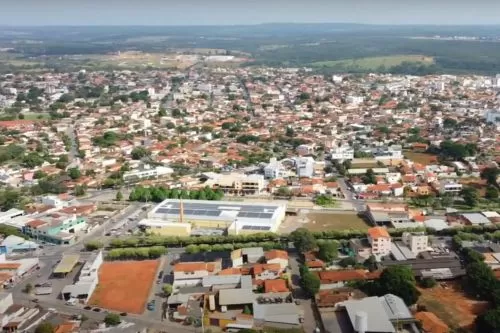 Imagem aérea de Curvelo. Foto: Youtube JD Drone/Reprodução.
