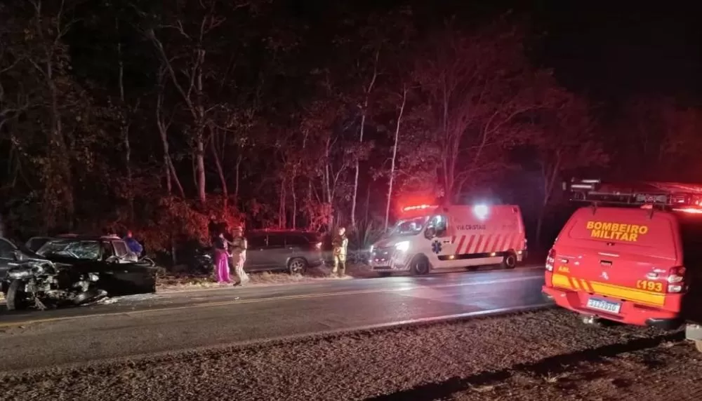 Samu e Corpo de Bombeiros prestaram socorro às vítimas/Foto: 