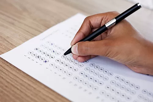 Prefeitura de Paracatu abre concurso com vagas para nível superior e salários acima de R$ 6 mil