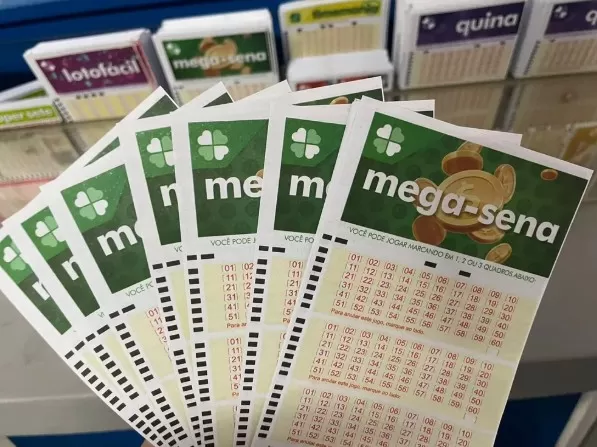 Mega-Sena paga R$ 127 milhões e prêmio sai para aposta única; veja os números sorteados