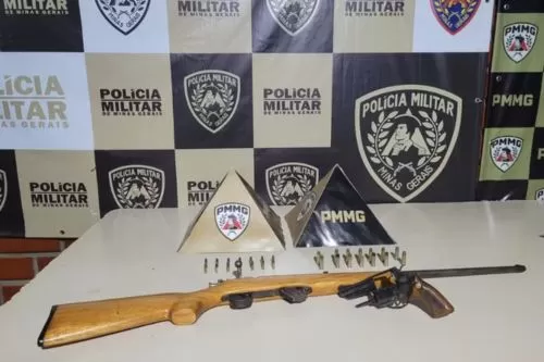 Homem é esfaqueado pela filha durante briga familiar em Januária na sexta-feira (1°)