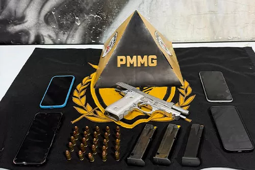 Arma de fogo é localizada pela Polícia Militar em Curvelo, e quatro suspeitos são presos