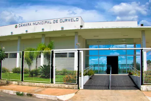 Câmara Municipal de Curvelo leva serviços, orientação e informação ao Parque de Exposições