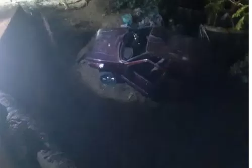 Veículo cai de ponte em Montes Claros e motorista fica ferido na noite de domingo (31)
