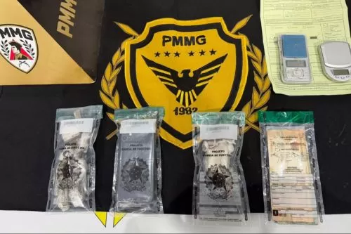 Dupla é presa com drogas e dinheiro durante operação da Polícia Militar em Curvelo