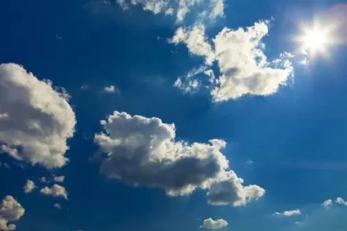 Curvelo amanhece com sol entre nuvens e temperaturas entre 14°C e 27°C nesta segunda-feira (22)