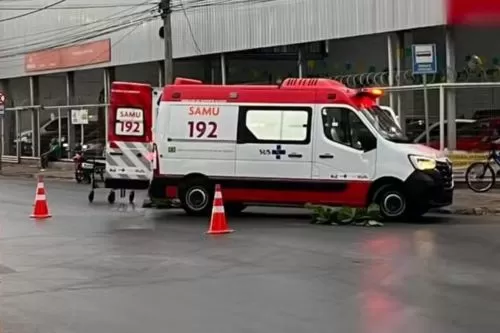 Colisão entre motocicletas deixa dois homens feridos na Avenida Dulce Sarmento, em Montes Claros