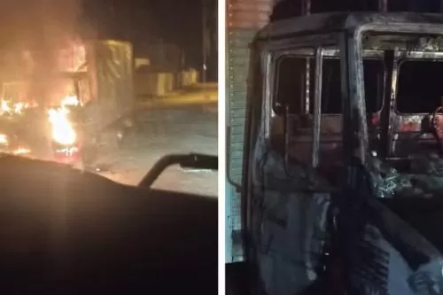 Caminhão é destruído por incêndio durante a madrugada desta quarta-feira (8) em Francisco Sá
