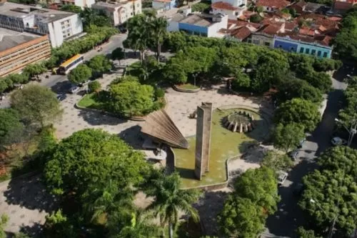 Curvelo terá sexta-feira de sol entre nuvens e tempo firme nesta sexta feira (17)