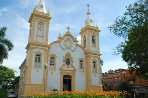 Curvelo terá quinta-feira de céu nublado, clima ameno e sem previsão de chuva nesta quinta-feira (23)
