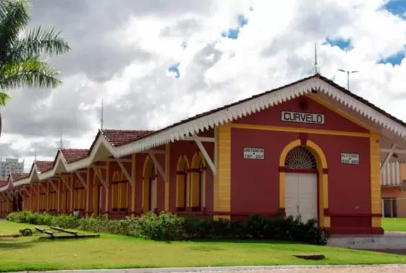 Foto: Praça da Estação/ popfino.com.br