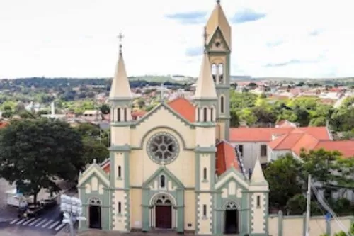 Curvelo terá manhã fria e tarde ensolarada nesta segunda-feira (10)