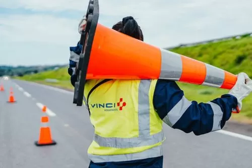 Via Cristais amplia oportunidades de trabalho e abre 18 vagas em diferentes áreas na BR-040