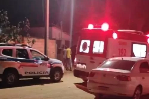 Ataque dentro de casa deixa mulher ferida e dois adolescentes são apreendidos em Pirapora