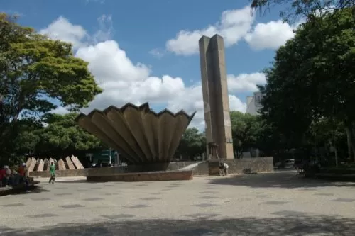 Curvelo terá sexta-feira (21) de sol, calor de 34°C e baixa umidade do ar
