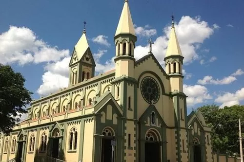 Foto: Reprodução/Internet- Basílica de São Geraldo Magela - Curvelo (MG)