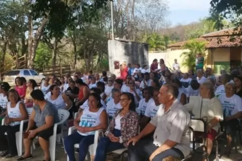 Encontro de idosos em Gouveia promove convivência e reforça conscientização sobre a violência contra a mulher