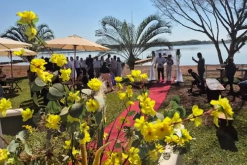 Comarca de Curvelo realiza o sonho do “sim” de 11 casais em distrito de Felixlândia