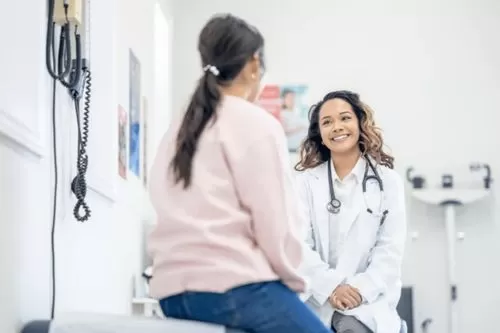 Inimutaba amplia diálogo sobre saúde da mulher e reforça importância da escolha consciente de métodos contraceptivos