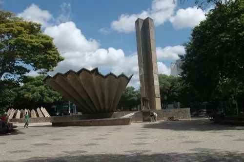 Curvelo terá terça-feira (22) de calor, sol entre nuvens e máxima de 33°C