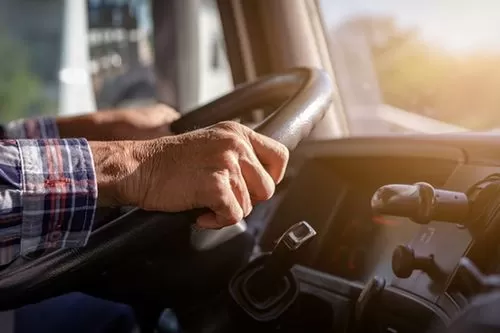 Empresa em Curvelo contrata motorista com CNH D ou E