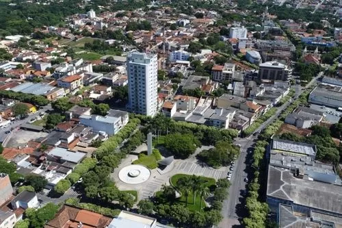 Curvelo terá segunda-feira(28) de sol, calor e baixa umidade do ar
