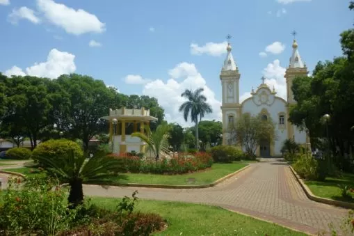 Foto: Reprodução/internet- Igreja de Santo Antônio- Curvelo -MG