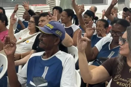 Alunos da EJAI visitam projeto em Curvelo para ampliar conhecimentos sobre Libras e inclusão